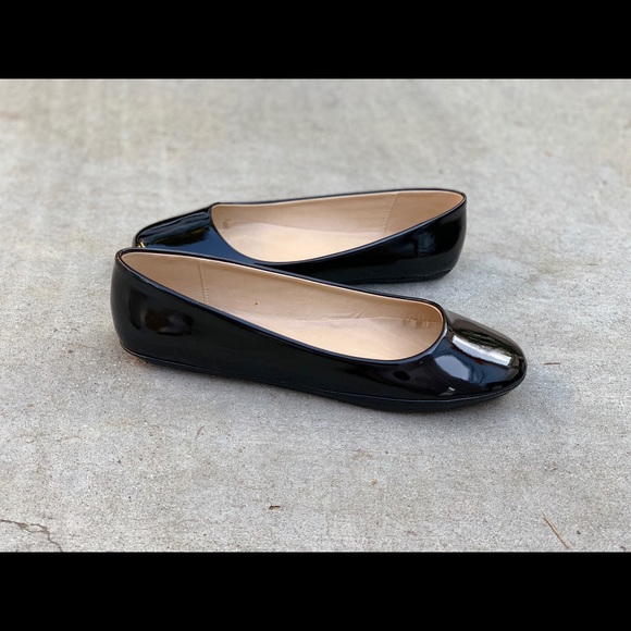 Soda Plain Black Pat Simple Ballet Flats - Picture 2 of 3